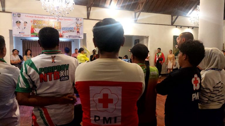 Tim Ambulans PMI Kabupaten Lombok Barat Siaga Berikan Pelayanan Pertolongan Pertama pada Cabang Olahraga Sport Dance PORPROV XII NTB 2026